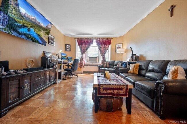 Photo - 84-49 168th St Unit 2U