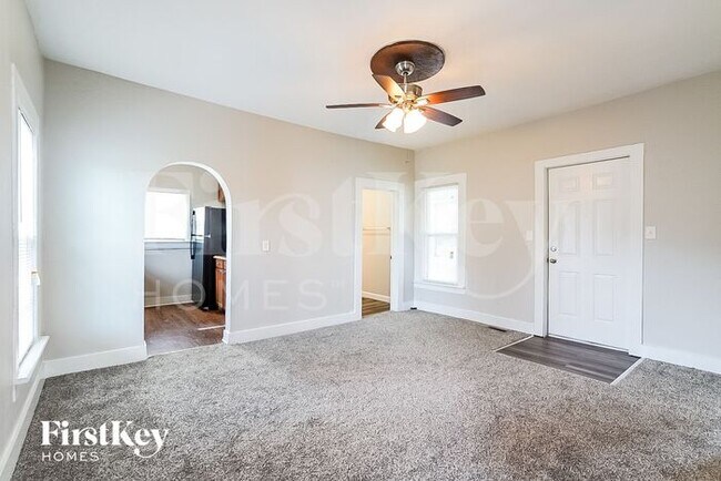 Photo - 130 Warren Ave