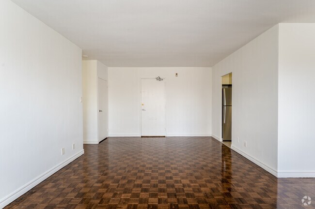 2BR, 1BA - 954SF - Living Room - 19 Rosemount Drive
