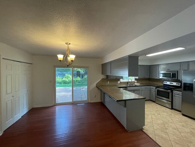 Photo - Beautiful 4 bed home. This won’t last long!