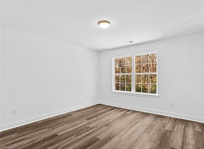 Photo - 1410 Cleo Way Unit 1410 Cleo Way Apt B