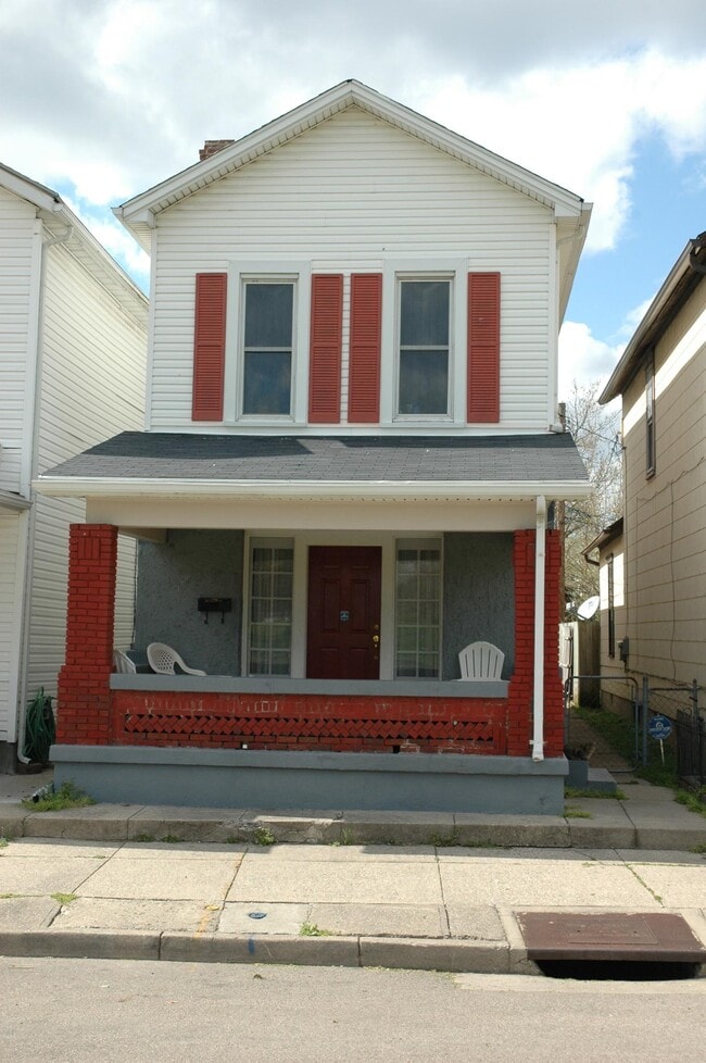 Building Photo - 213 Burns Ave Rental