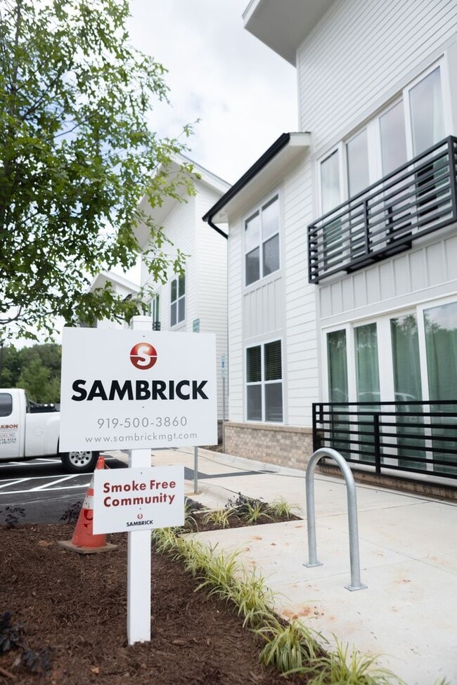 Photo - Welcome to our luxurious apartment communi...