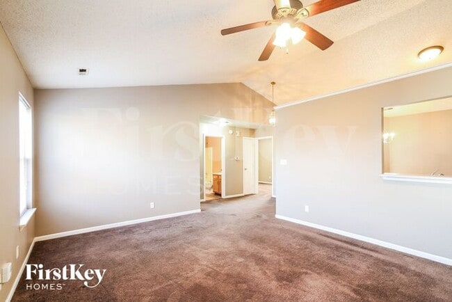 Photo - 5226 Sweet River Way