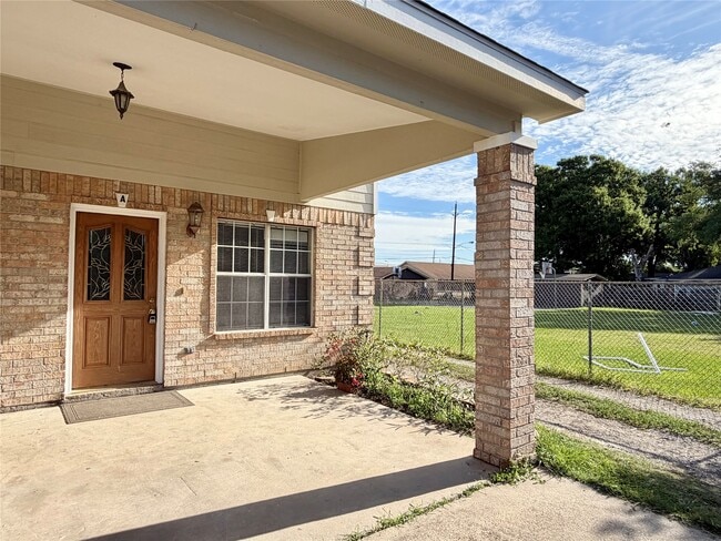 Photo - 11102 Maize Ln
