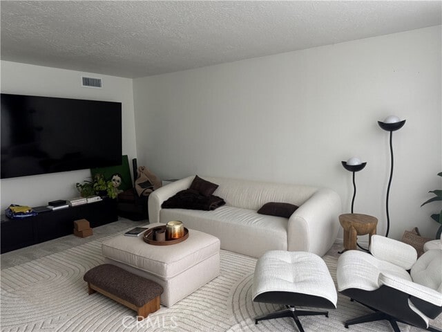 Building Photo - 3520 Maricopa St