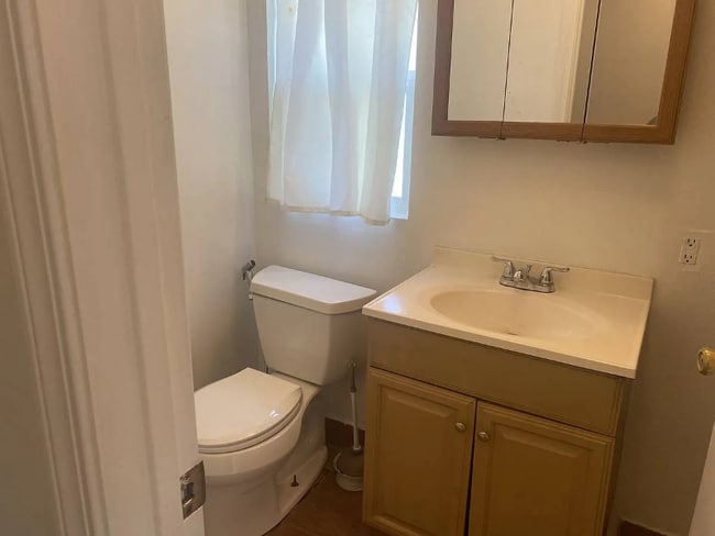 Photo - 15432 Saticoy St House