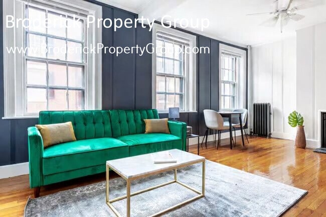 Building Photo - 30 Revere St