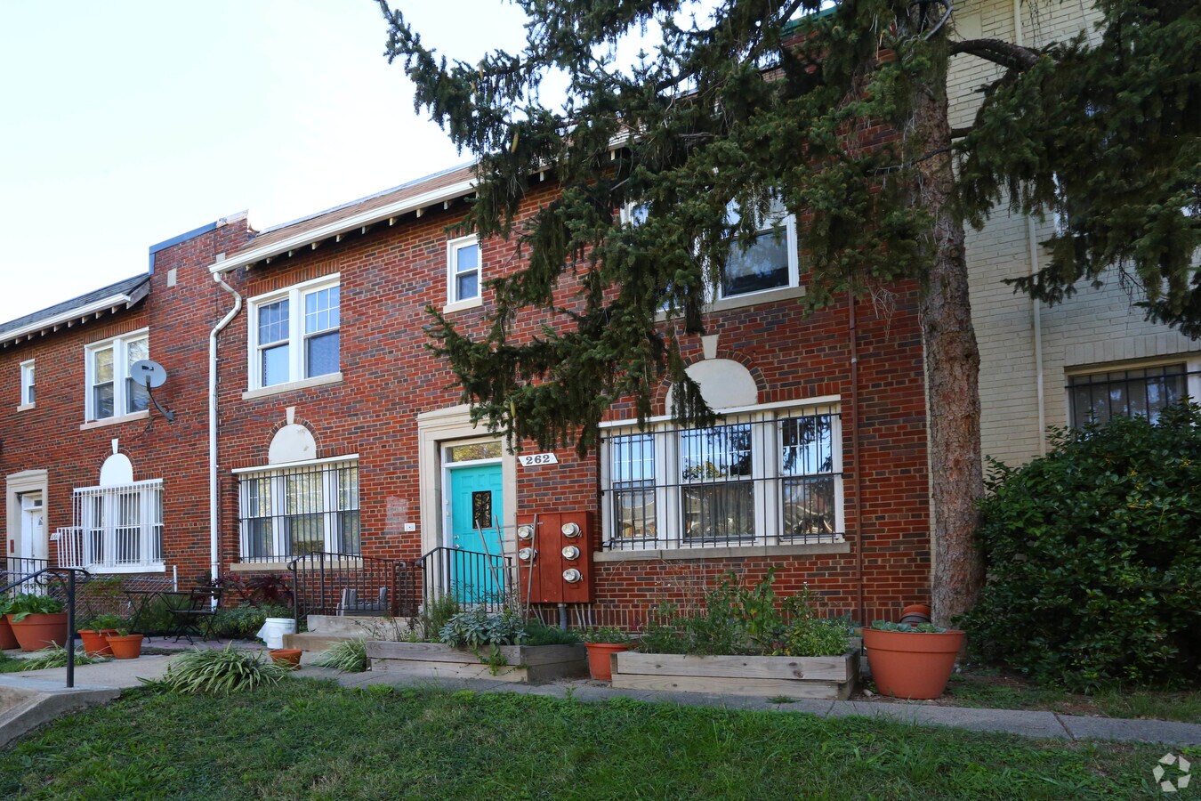 Photo - 262 16th St SE