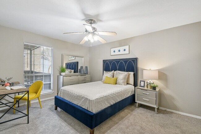 Davenport Apartments