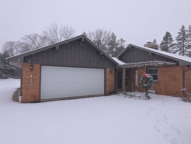 Photo - Furnished Mid-term Rental