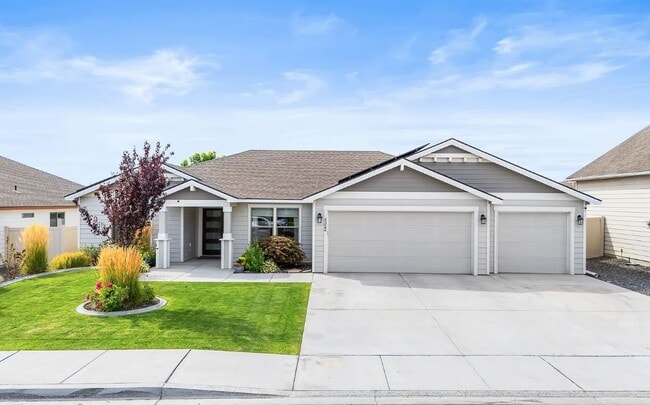 Photo - 4322 Goldstream Ln