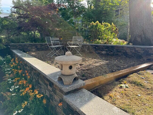 Photo - 105 Chestnut St Unit 3