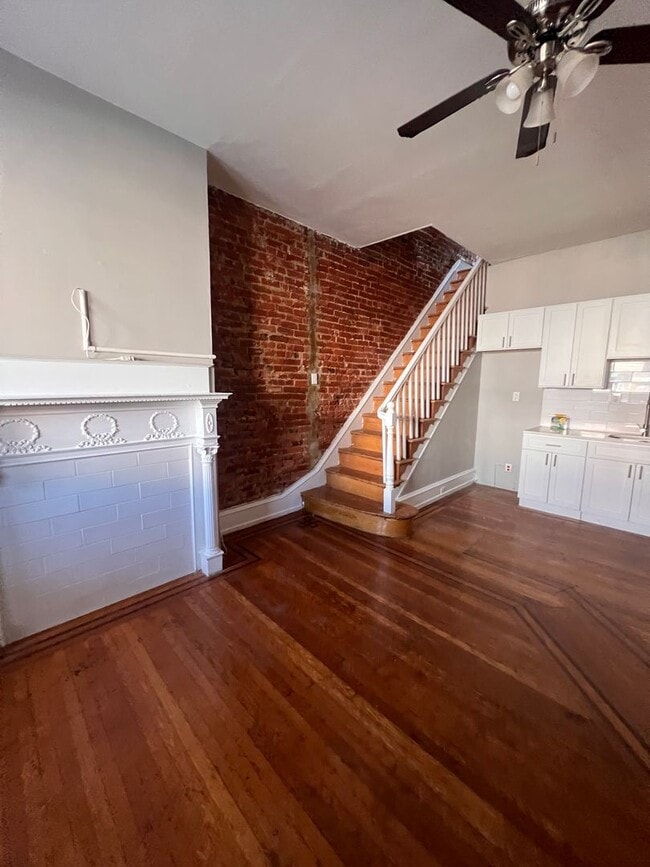Photo - 1908 E Cambria St Apartment Unit 1
