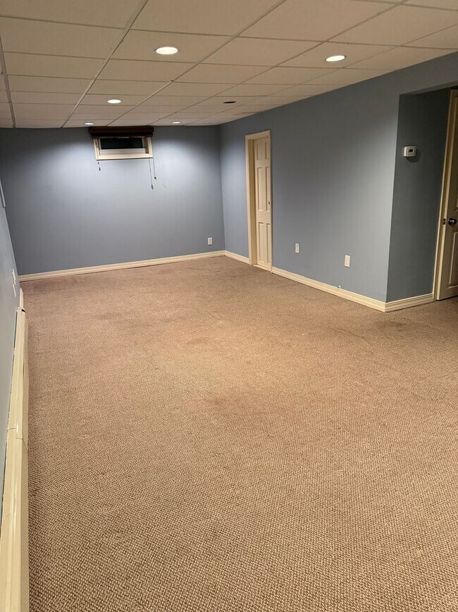 Photo - 2224 Pond Rd