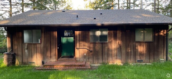 Building Photo - Waterview Rental on Lopez Island