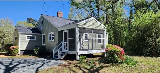 Photo - 234 S Peace Haven Rd