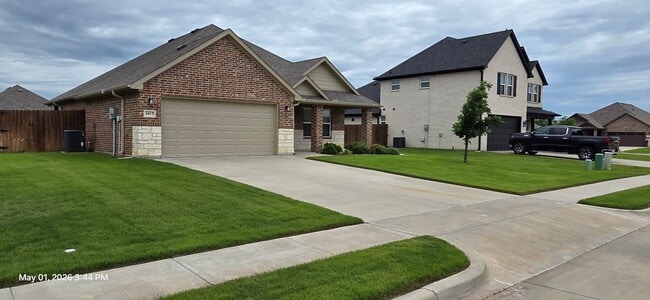 Photo - Elegant home in Stonewood Estates