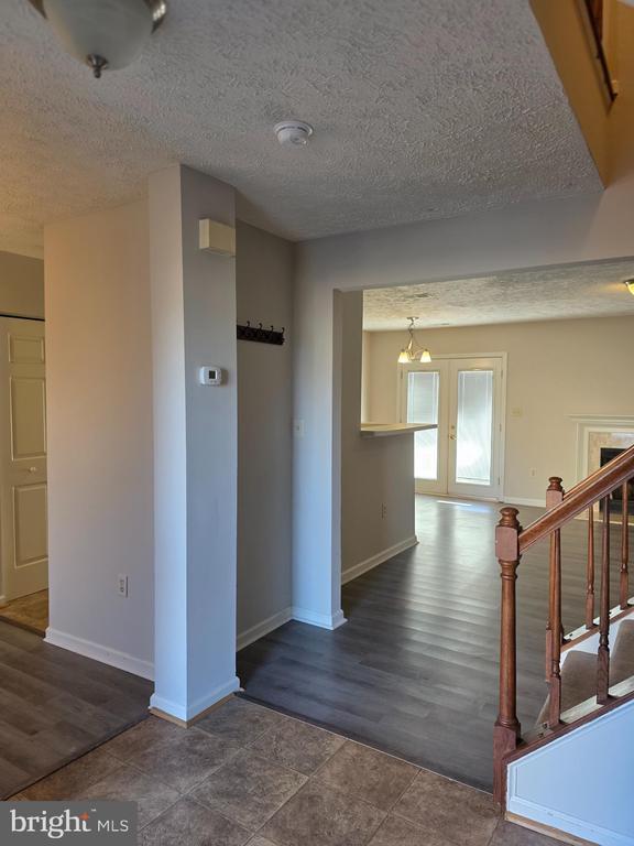 Photo - 528 Cromwell Ct