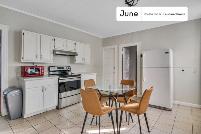 Photo - Room in Shared 3 bed/1 bath home Unit C