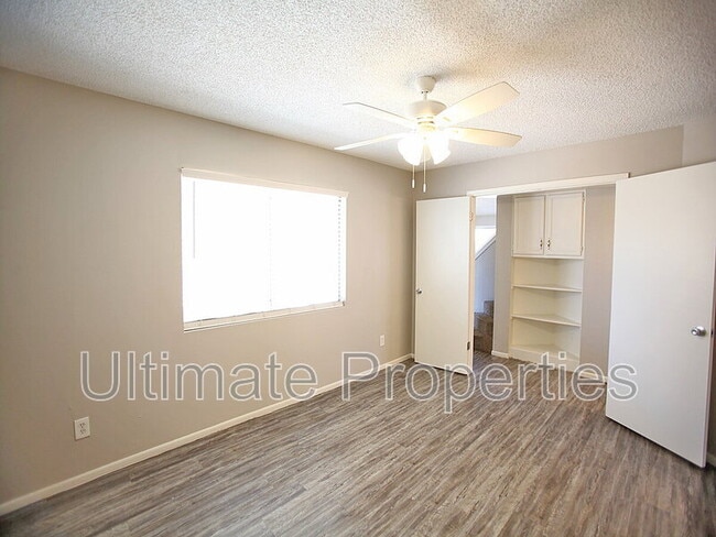 Photo - 8138 W Shangri La Rd