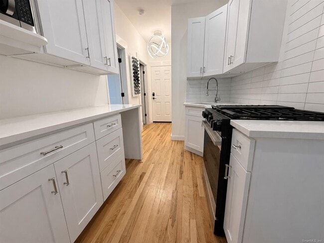 Photo - 492 Lombard St Unit 1st floor