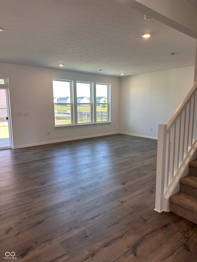 Photo - 540 Galveston Ln