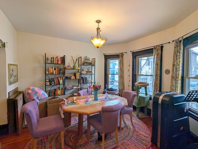 Building Photo - 69 Prichard Ave Unit 1