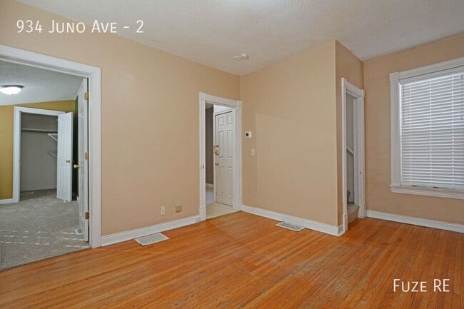 Photo - 934 Juno Ave