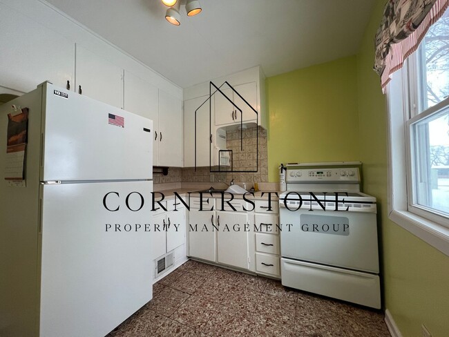 Photo - 915 S 25th St