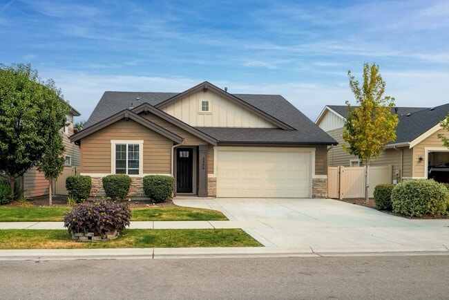 Building Photo - 3406 E Girdner Dr