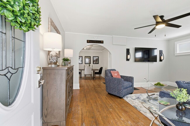 Photo - 219 Emerson Ave Unidad 1