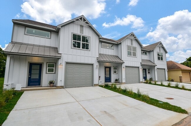 Building Photo - 14788 Cygnus Ct