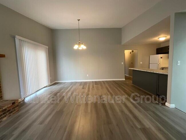 Photo - 158 Marion Dr