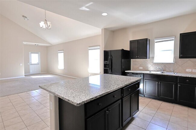 Photo - 1525 Maier Dr