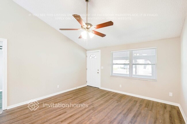 Photo - 10104 Enchanted Oaks Ct