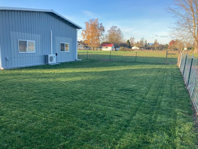 Photo - 14275 Avon Allen Rd