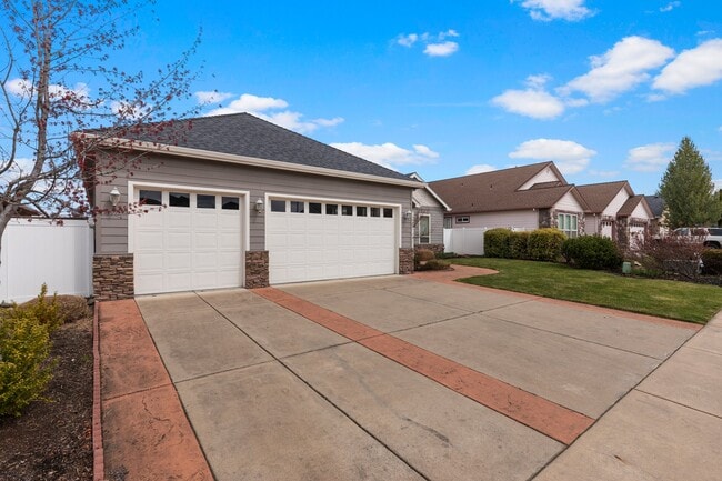 Photo - 1001 Pumpkin Ridge