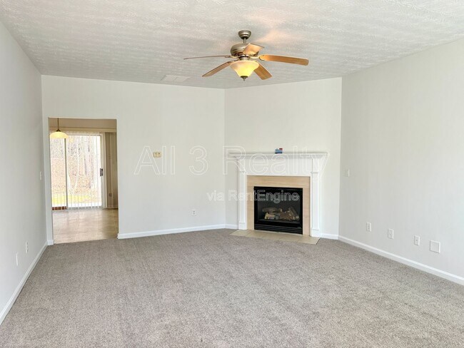 Photo - 150 Abenberg Ct