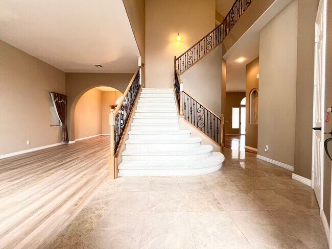 Photo - 2105 Eaglepath Cir