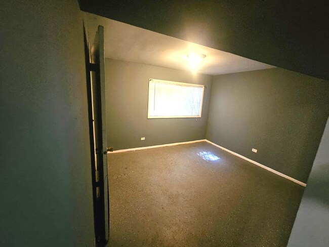 Photo - 13115 S Vernon Ave