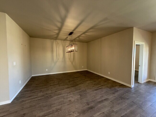 Photo - Beautiful 4 Bedroom 2 Bath Home in Wollforth!