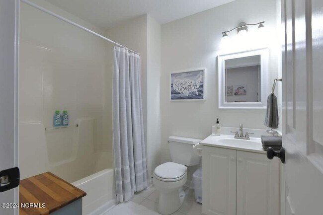 Photo - 305 Charlotte Ave Townhome