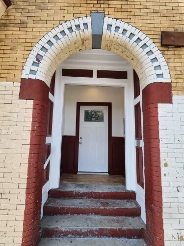 Photo - 1905 Columbus Ave