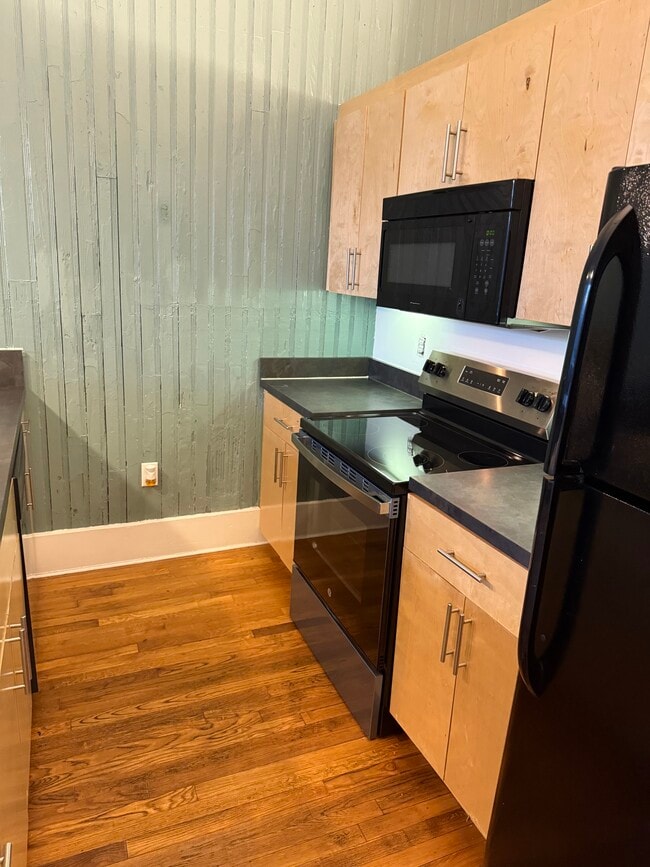 Photo - Odd Fellows Building