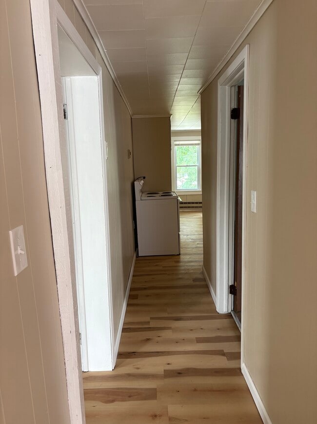 Hall - 8 Pine St Unit 201