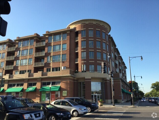 Building Photo - 6000 N Cicero Ave Unit 311 Rental