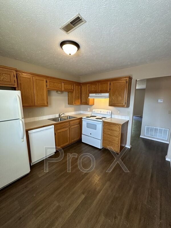 Photo - 121 Elm St