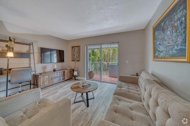 Building Photo - 4600 SW 67th Ave Unit 206 Rental