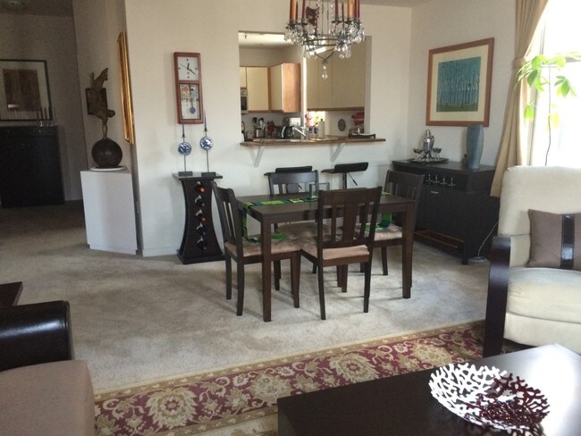 Photo - Smythe's Corner Apartments Unit 4C